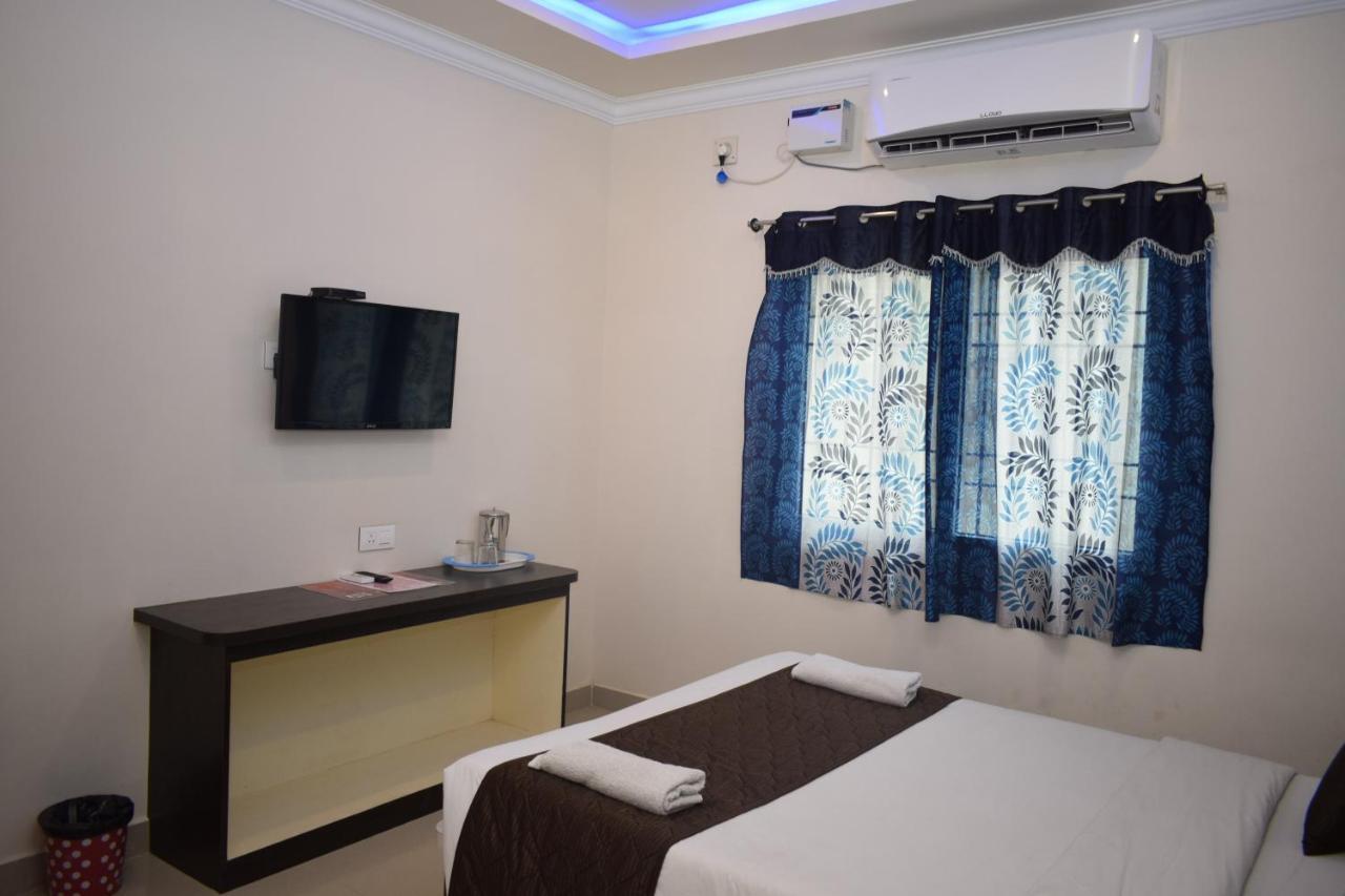 Bouvana Residency Pondicherry Eksteriør bilde
