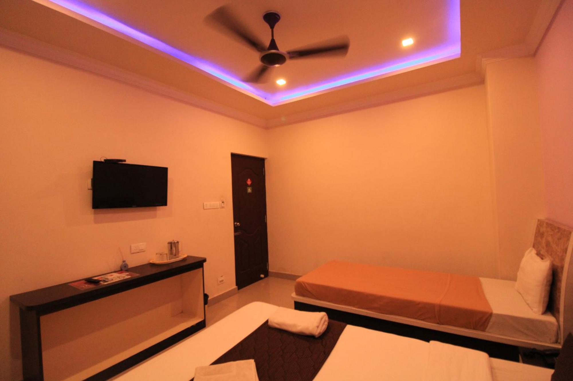 Bouvana Residency Pondicherry Eksteriør bilde